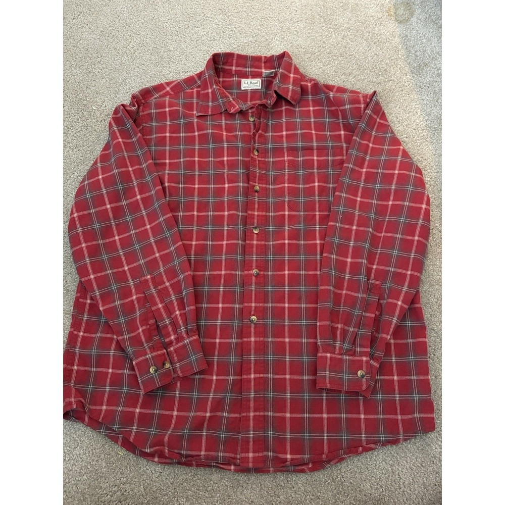 L.L. Bean Men's Red Plaid Flannel Shirt Large L Reg Cotton Button Front Classic